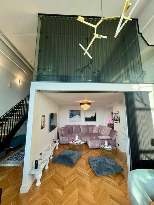 102sqm Exclusive Loft In Trendy Noblessner Apartment