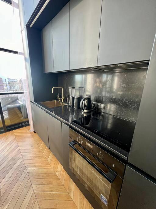 102sqm Exclusive Loft In Trendy Noblessner Apartment
